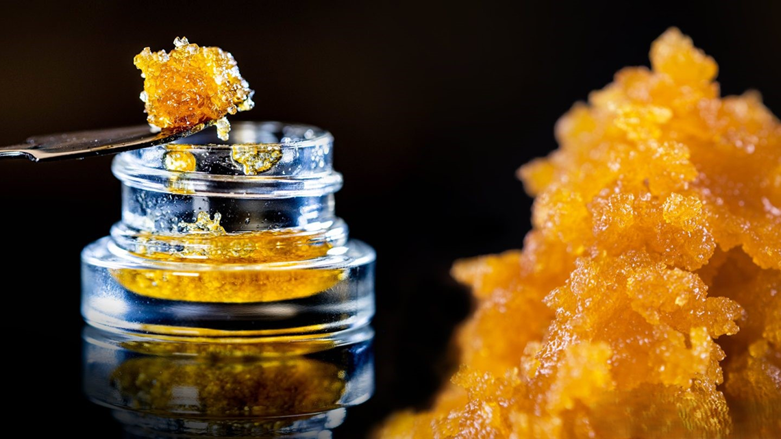 featured live resin carts and THC products